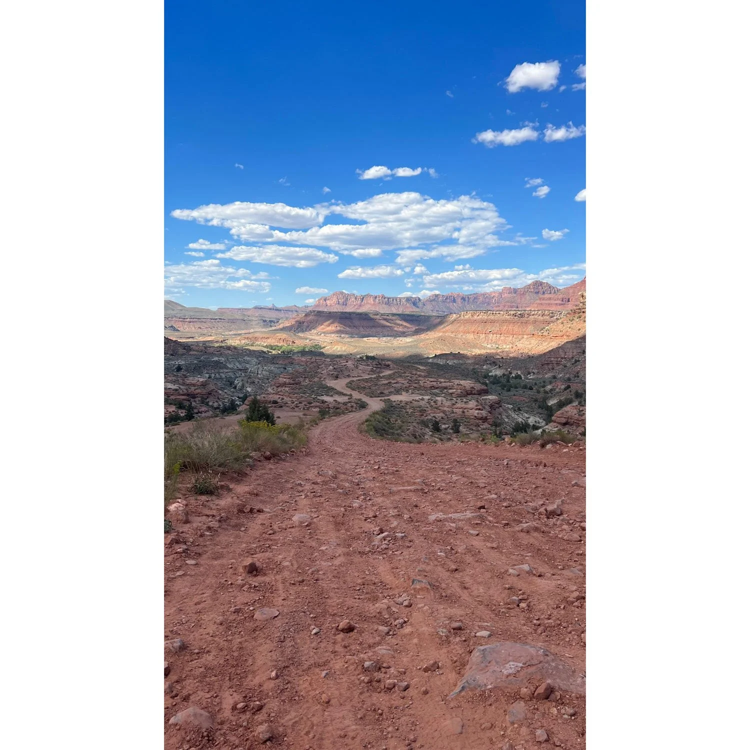 Rocky backroads to Smithsonian Butte