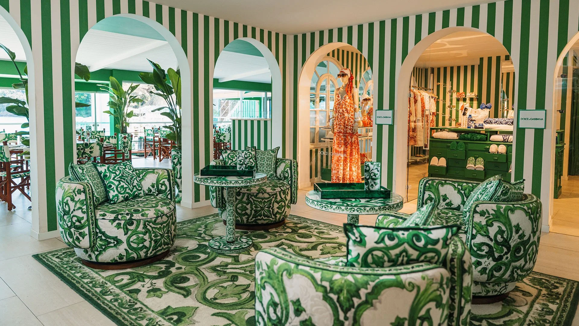 The the Dolce&Gabbana boutique Le Carillon Pop up in Portofino