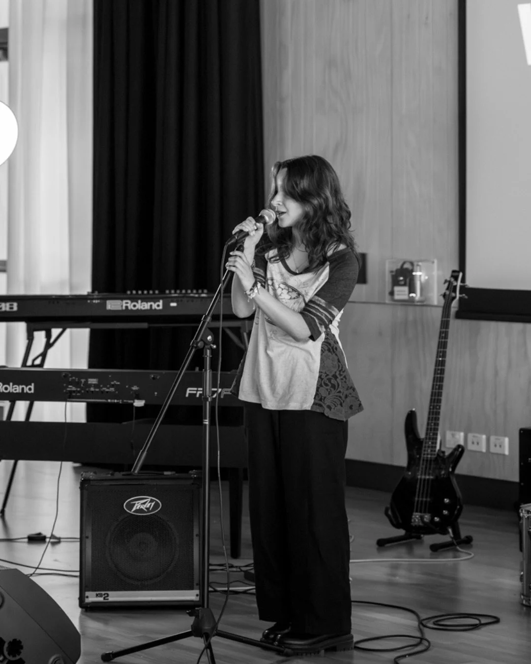 A few of the many highlights from the weekend ✨

We have so many people to thank! A big shout out to...

Our MC and host: @llauracoxx
Photographer: @zaramutti
Sound and visuals: @rein.mali
Back of House: Michael

And everyone who came along to perfor