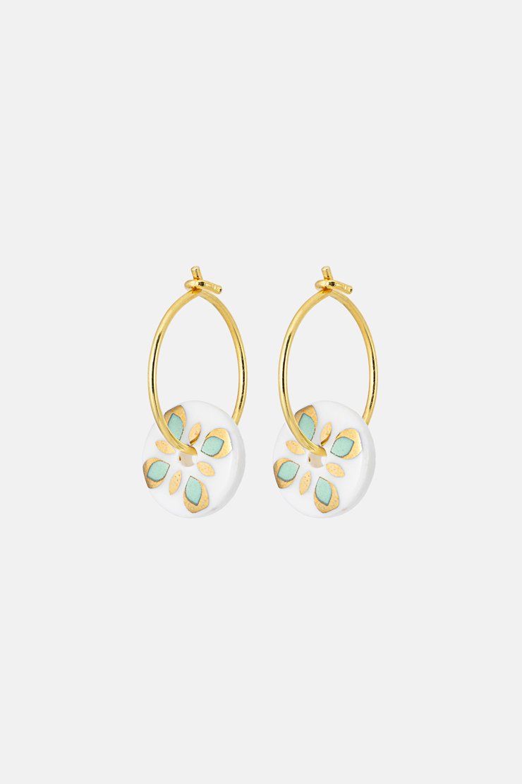 Earrings_Gold_02.jpeg