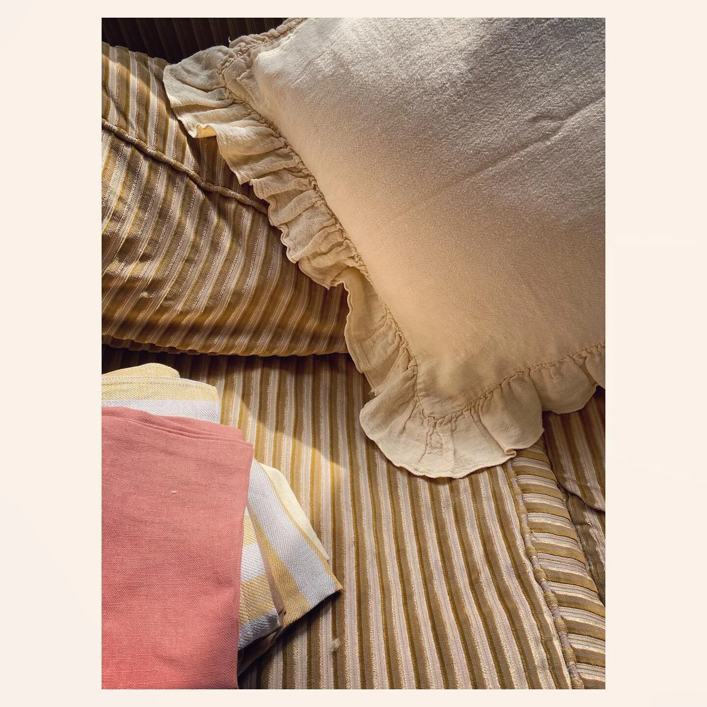 The Porlock project continues&hellip;.. we may not have found a sofa yet but are snapping up the cushions on sale from @zarahome 🤍 11 quid for these ruffles 🤍 
.
.
.
#zarahome #cottagestyle