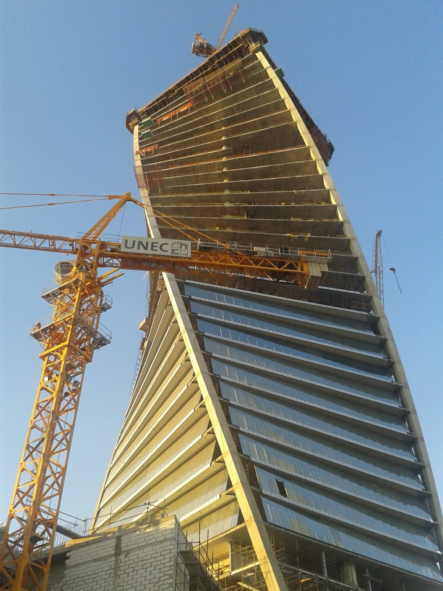 Evo Tower 04.jpg