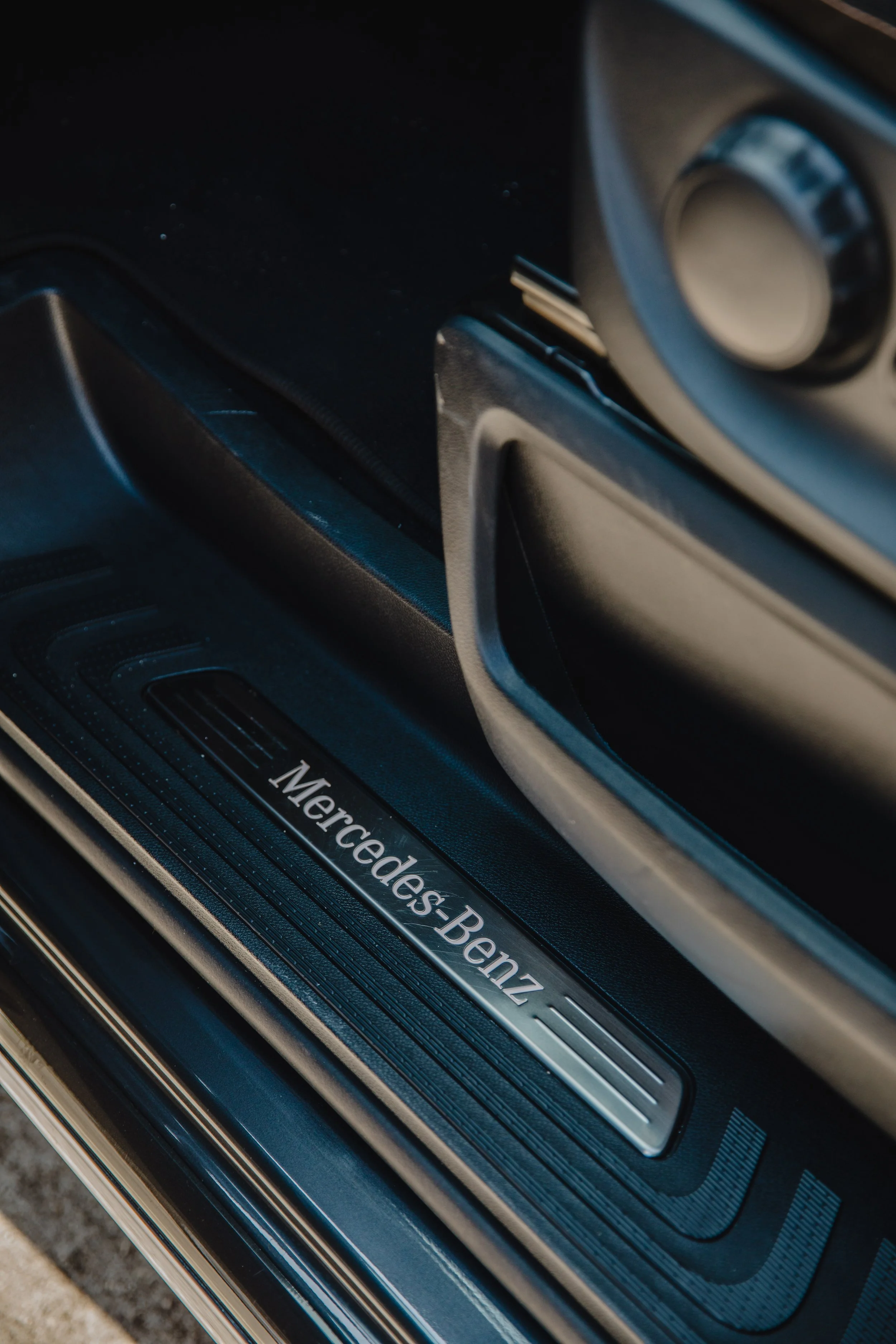 MERCEDES-213.jpg