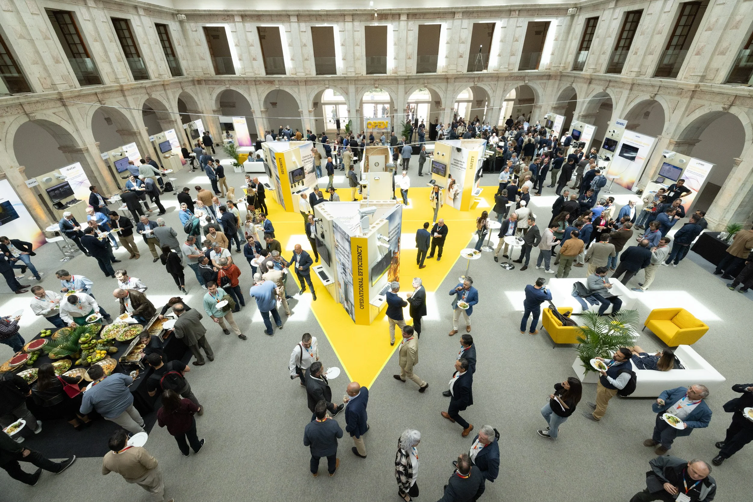 AXIS 2K 401.jpg