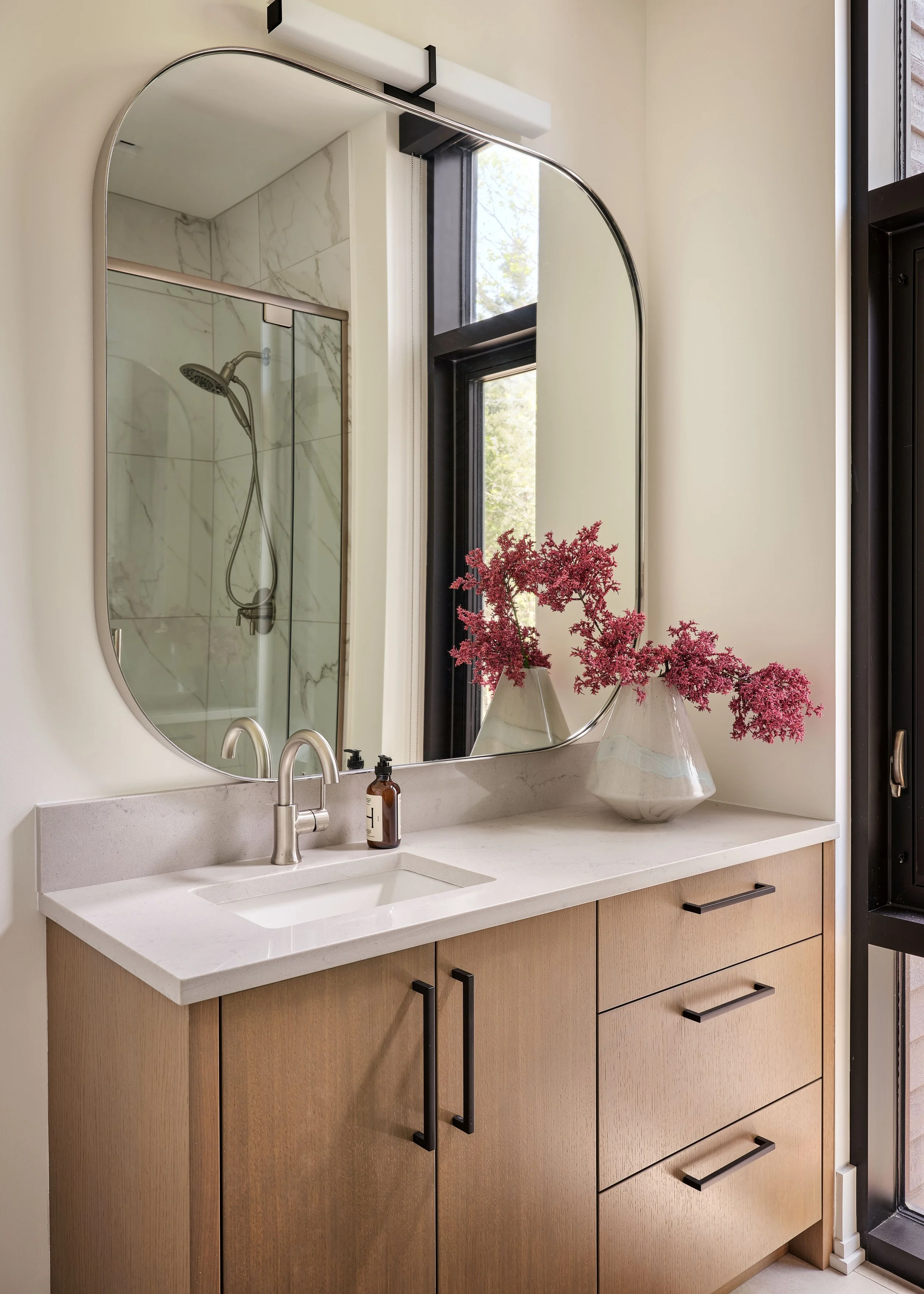 ChristieJothamDesign-BigRideau-22.jpg