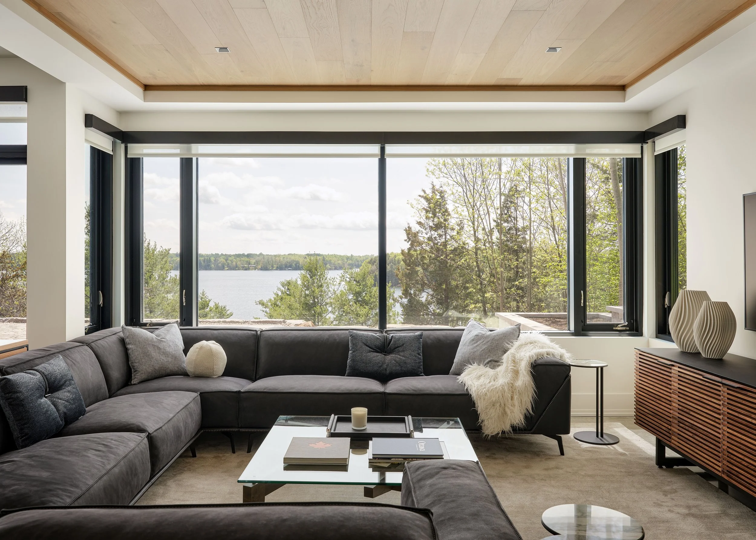 ChristieJothamDesign-BigRideau-8.jpg