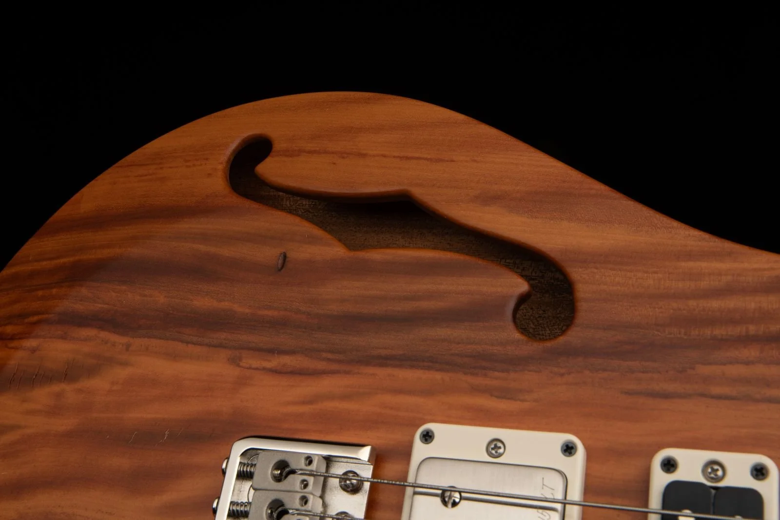 Jede Gitarre ein Unikat