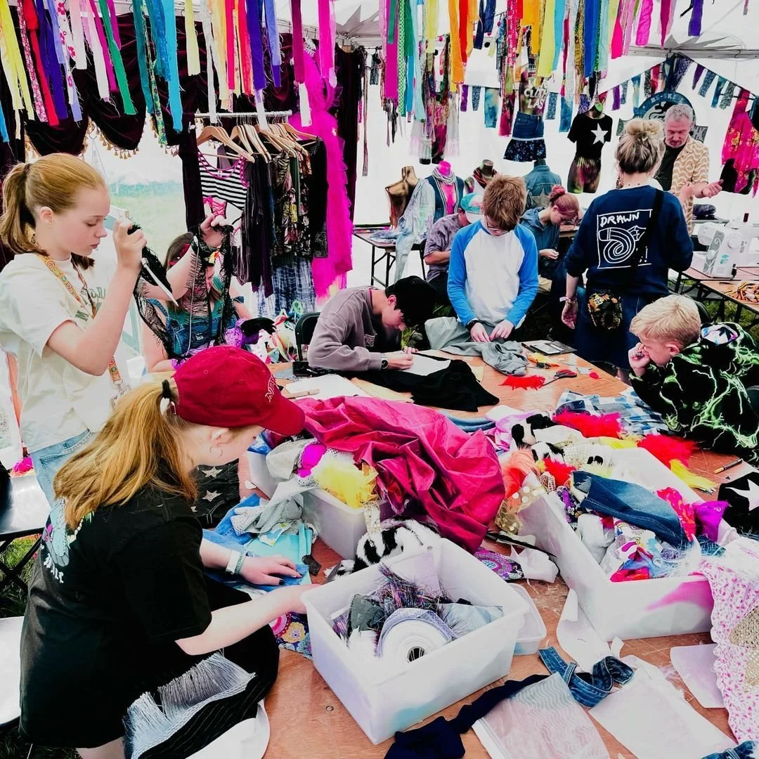 .... and sharing more from our Hubs last week - if only we could cram all the pics and activities into one post! 🧡🧡

Amazing activities from Hubs in Newtown, Isle of Sheppey, Leeds, Huddersfield, Leek and Oxford - we are SO inspired!

If you took p