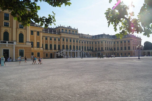 Summers Day in Schönbrunn