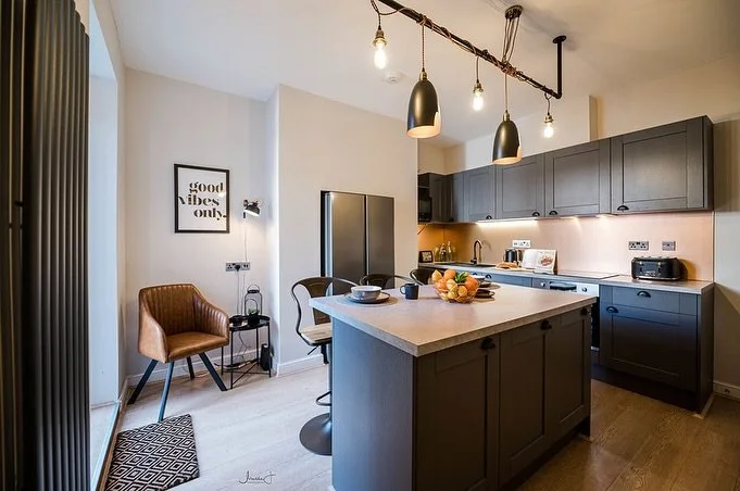 // HMO LICENSING //

We just had a licence renewed on our oldest HMO! 🎉

It&rsquo;s been 5 years since the refurb but you would never guess. We have been blessed with some great tenants here and low maintenance costs after a high quality refurb so i