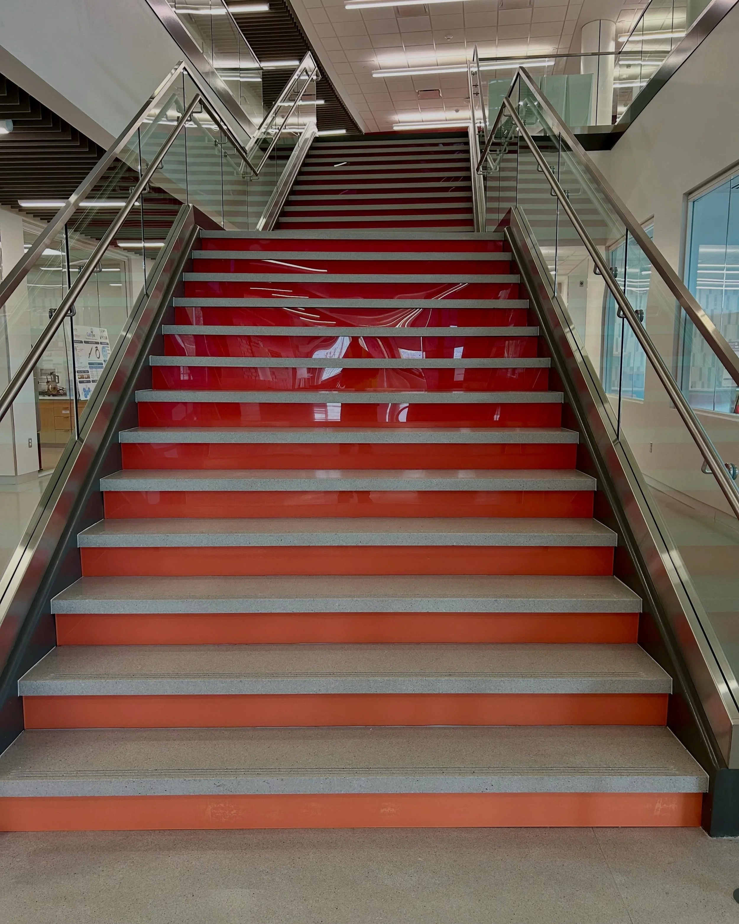 Terrazzo Tuesday - featuring this precast terrazzo staircase in the brand new, state of the art Sorensen medical building at the University of Utah ‼️ 

#terrazzo #terrazzostairs #uofuconstruction #utahconstruction #flooringwithastory