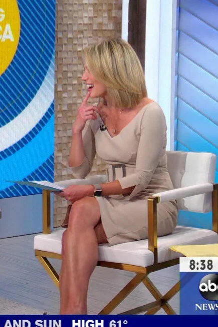 Amy Robach (4/24/2020)