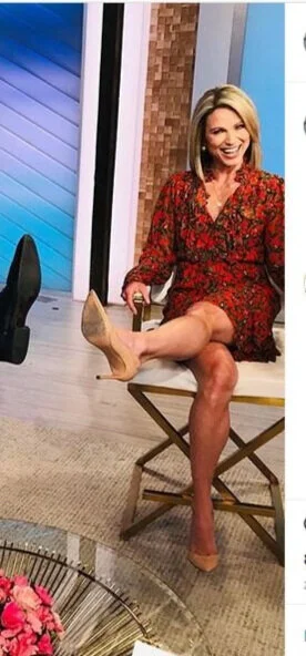 Amy Robach (5/8/2020)