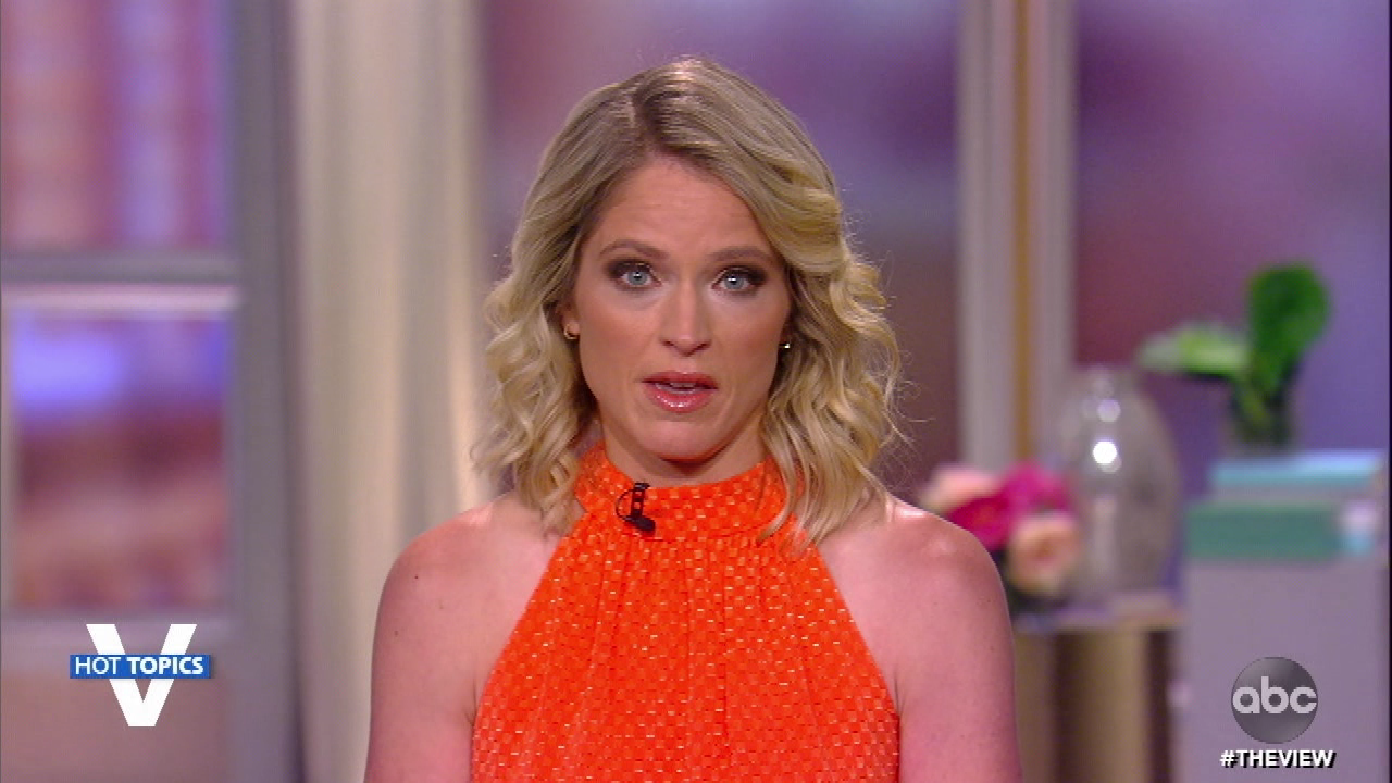 The View S24E06 2020-09-15-1100 (09).png
