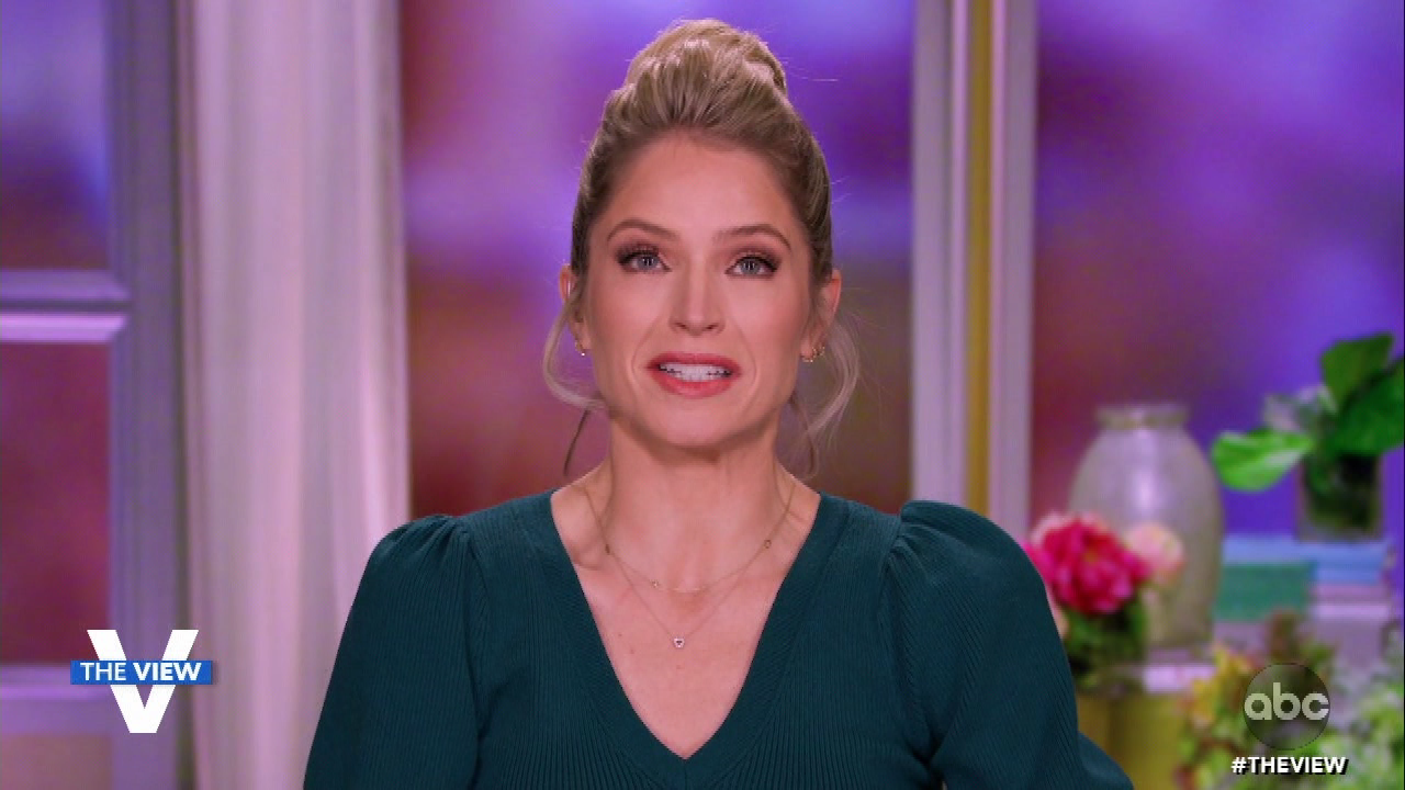 The View S24E50 2020-11-18-1100 (07).png