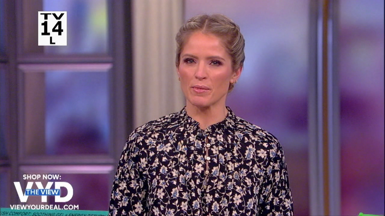 The View S24E60 2020-12-04-1100 (14).png