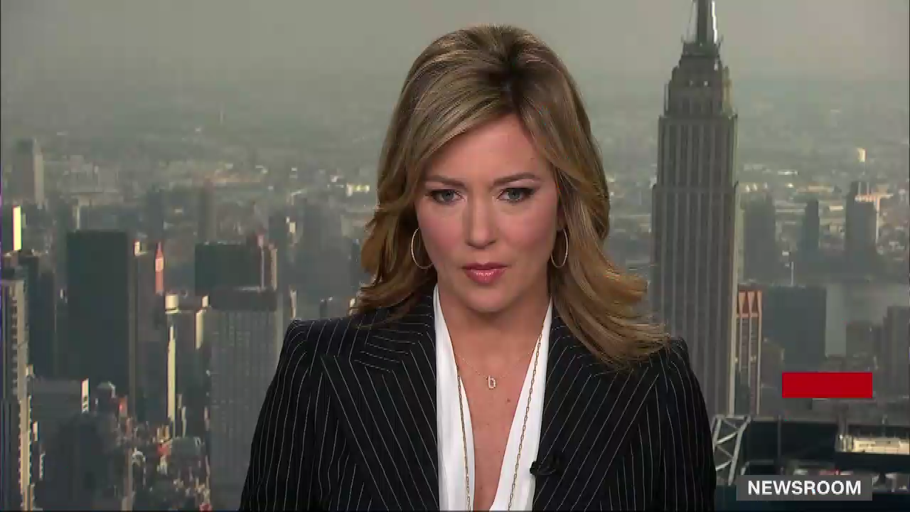 CNN Right Now With Brianna Keilar 2020-12-11-1300 (04).png