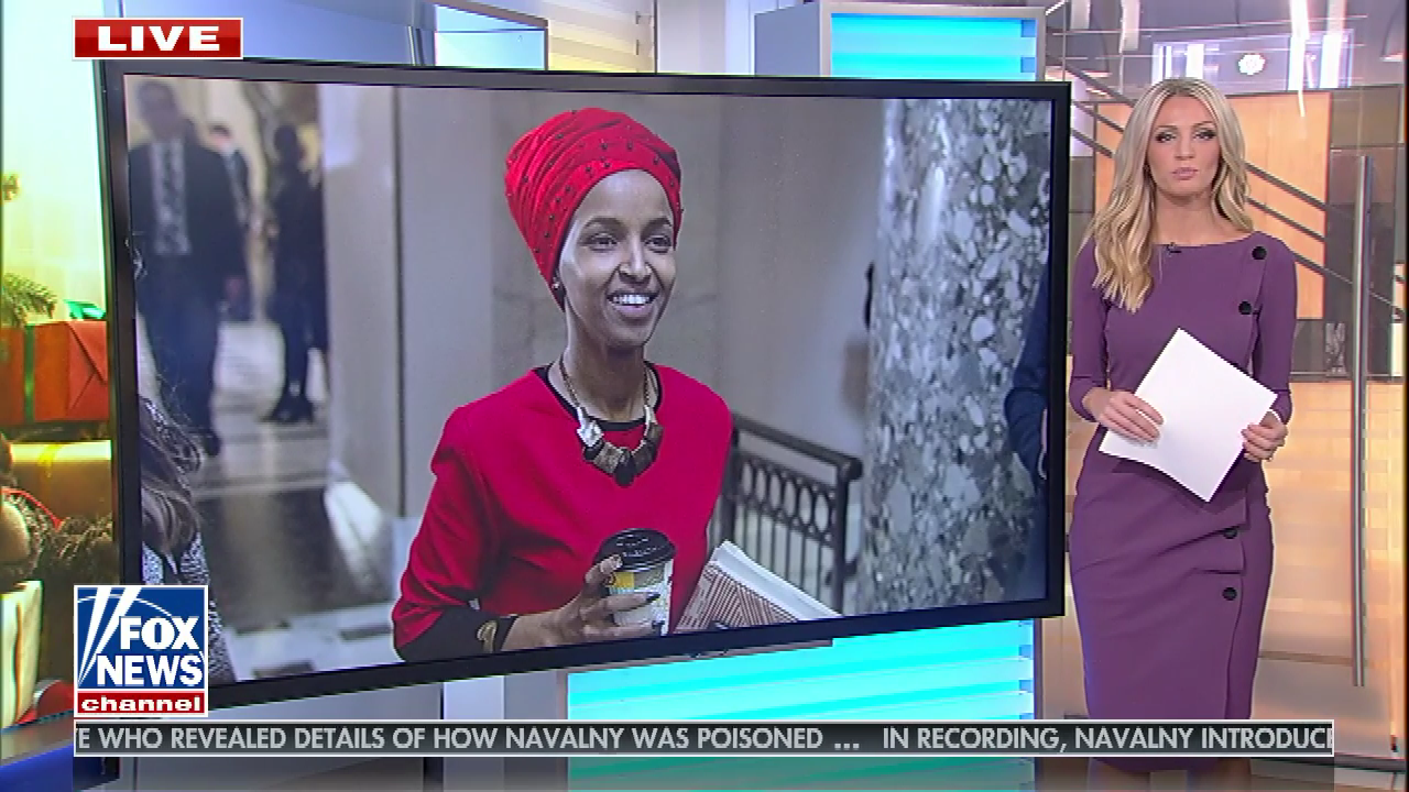 FOX & Friends First S2020E611 2020-12-22-0400 (07).png