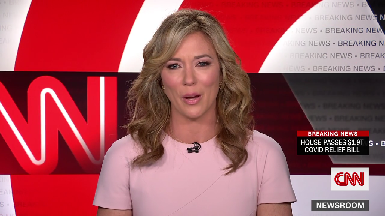 CNN Newsroom With Brooke Baldwin S2021E47 2021-03-10-1500 (03).png