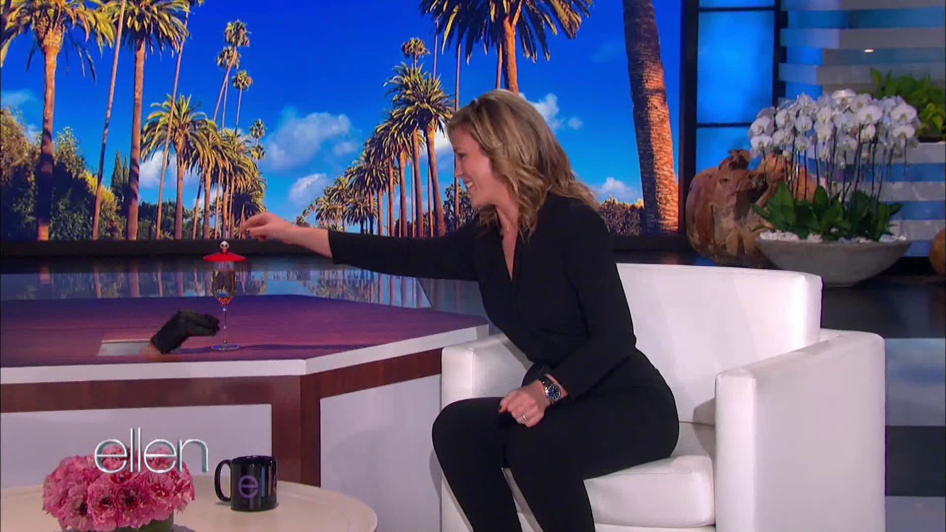 The Ellen DeGeneres Show S18E97 Brooke Baldwin Hilary Duff 2021-03-12-1500 (35).png