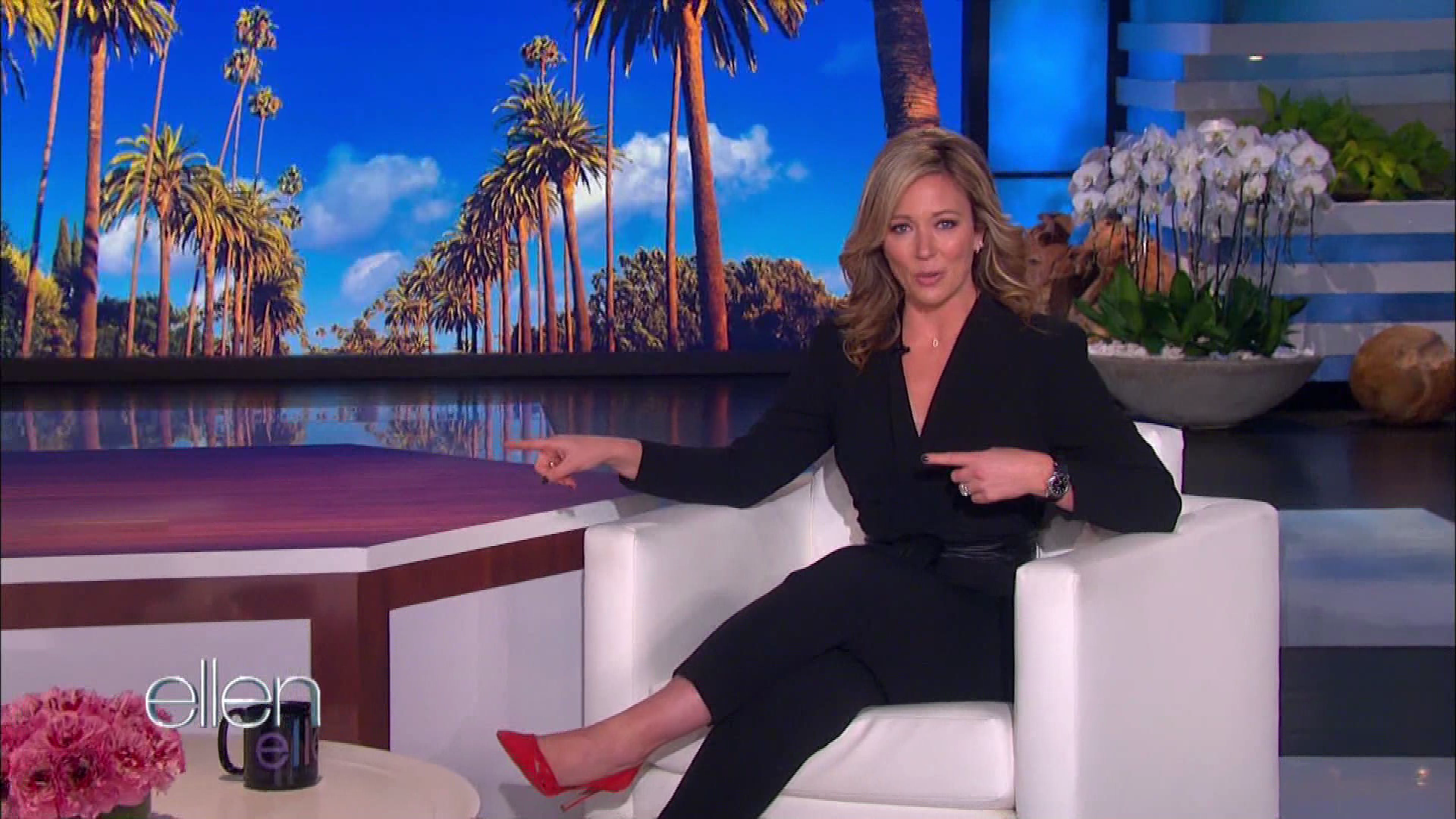 The Ellen DeGeneres Show S18E97 Brooke Baldwin Hilary Duff 2021-03-12-1500 (34).png