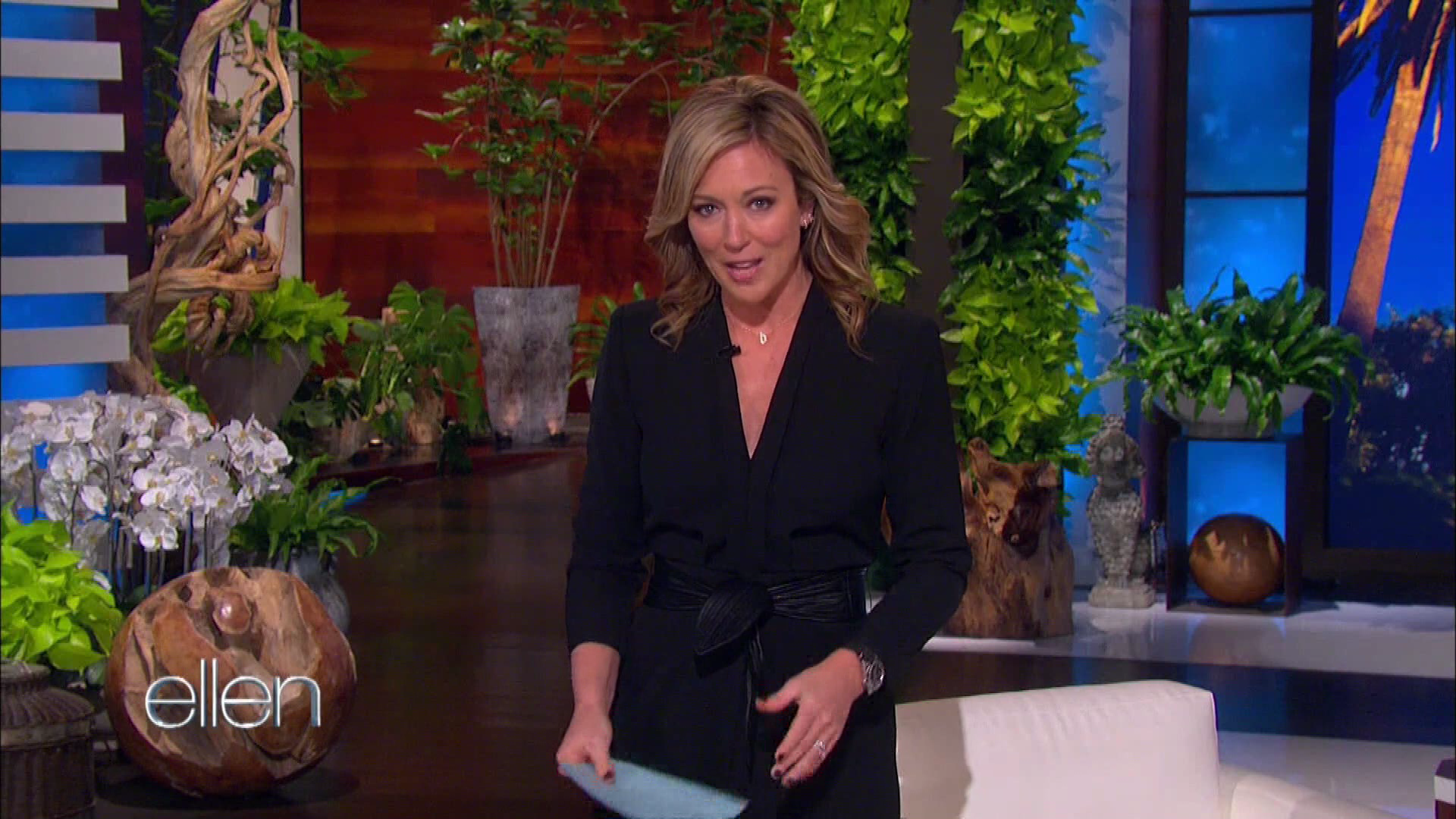 The Ellen DeGeneres Show S18E97 Brooke Baldwin Hilary Duff 2021-03-12-1500 (15).png