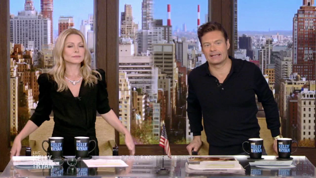Live with Kelly and Ryan S05E155 Spring Has Sprung Week 2021-04-15-0900.png