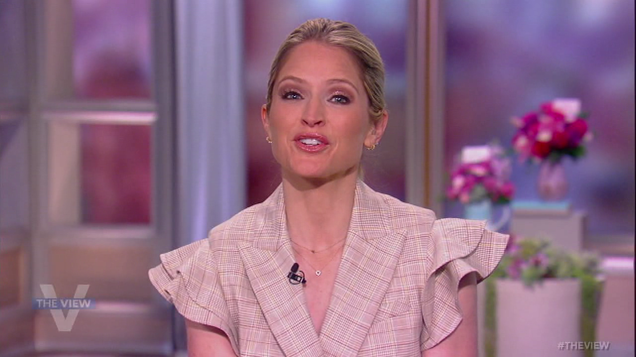 The View S24E150 2021-05-04-1100 (10).png