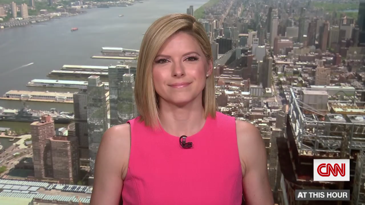 Kate Bolduan (5/7/2021) &mdash; Newswomen