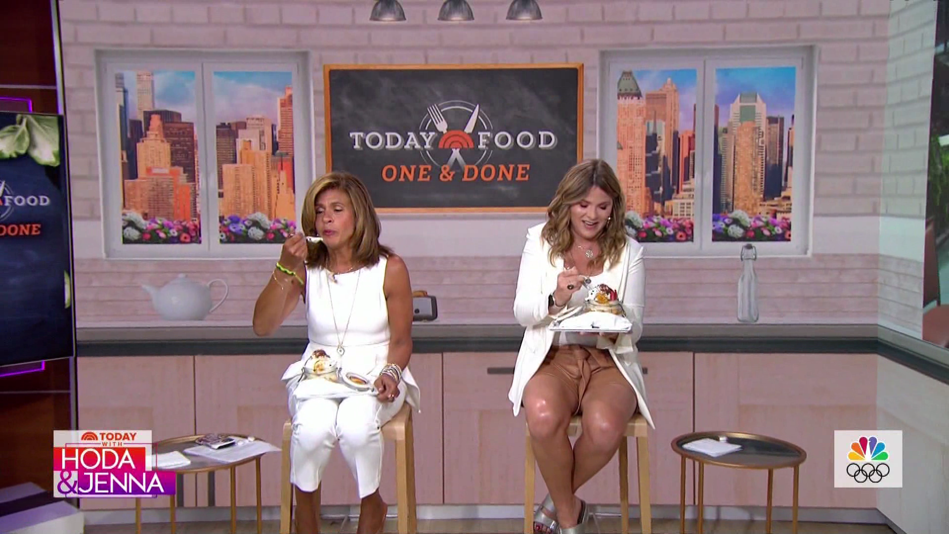 Today With Hoda & Jenna S2021E140 2021-07-16-1000 (20).png