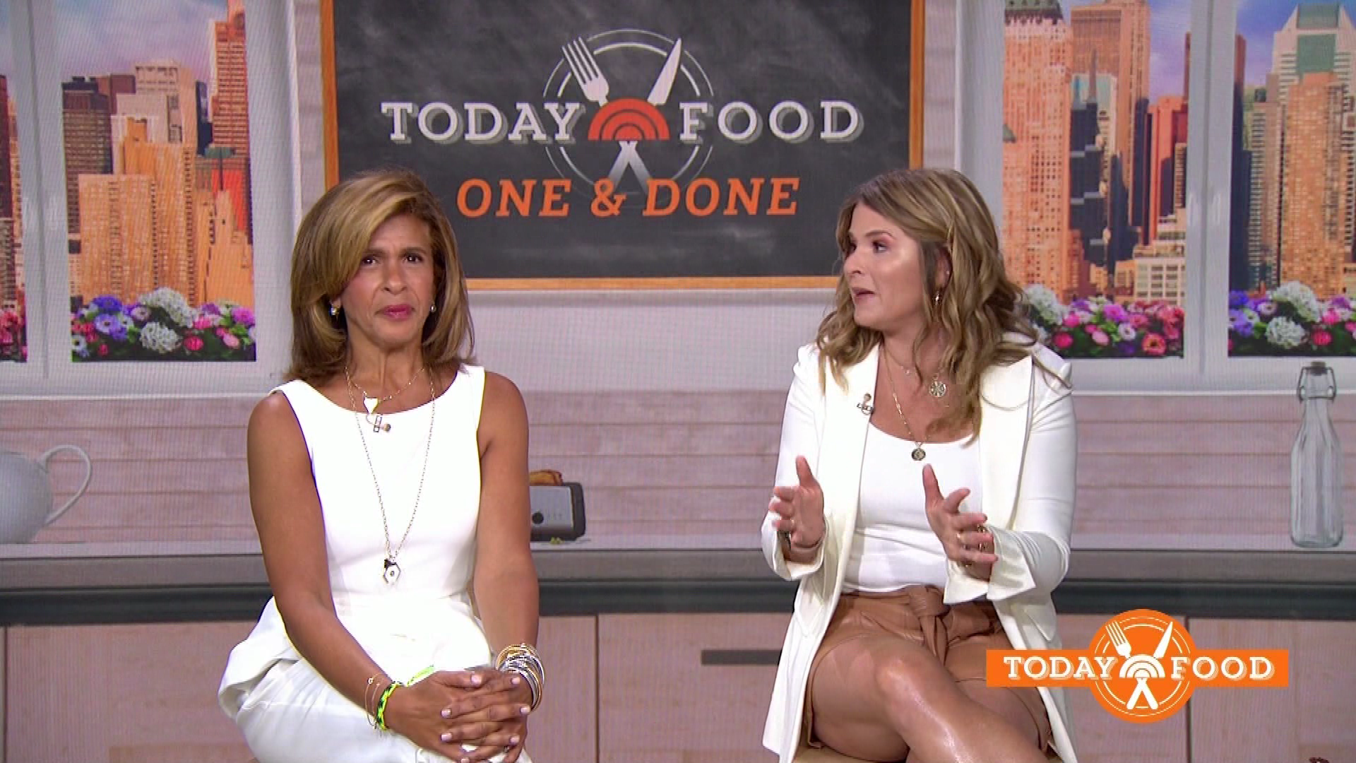 Today With Hoda & Jenna S2021E140 2021-07-16-1000 (19).png
