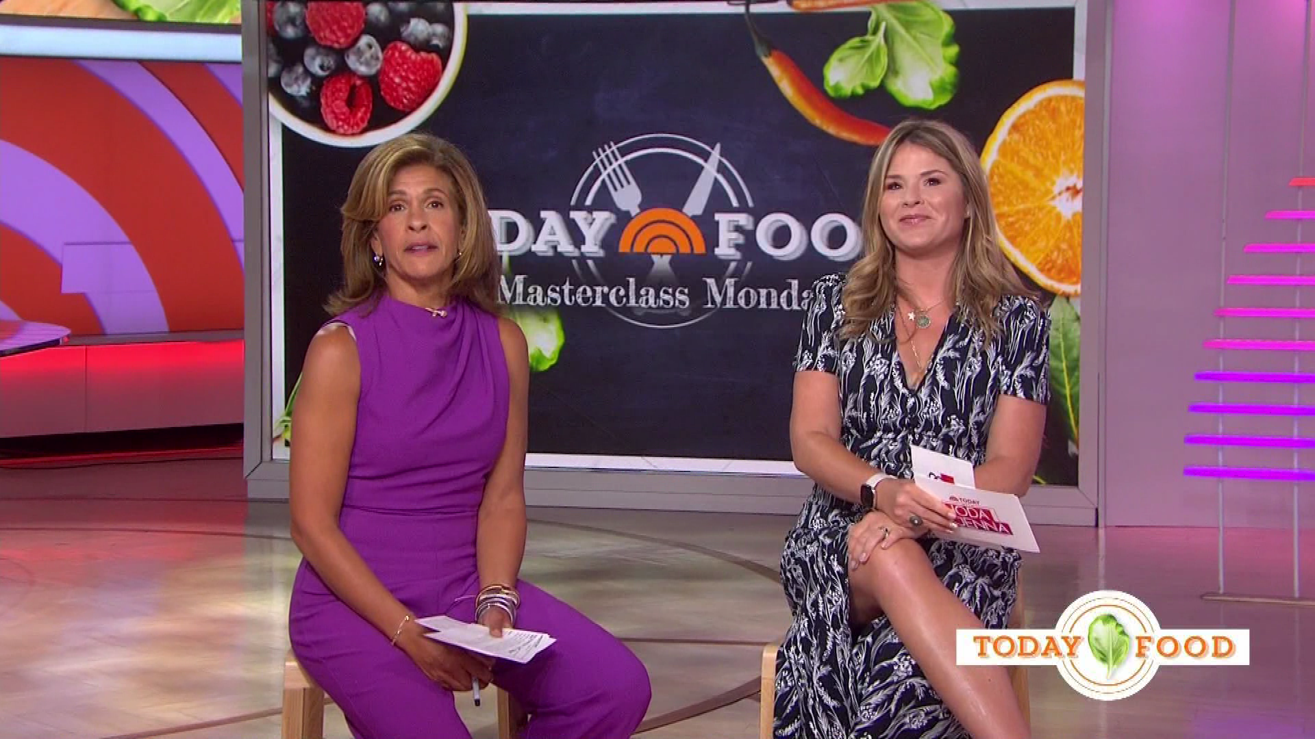 Today With Hoda & Jenna S2021E141 2021-07-19-1000 (03).png