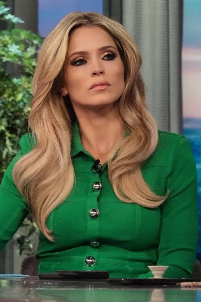 Sara Haines (10/1/2021)
