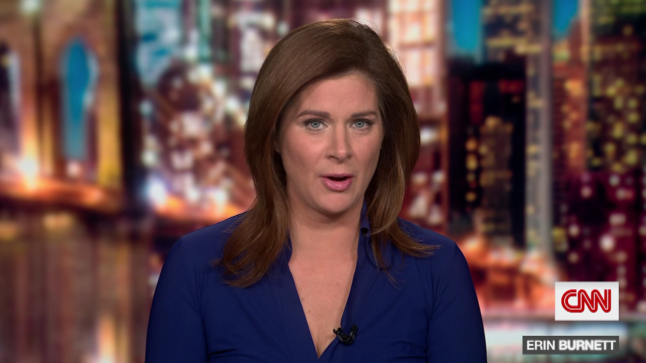 Erin Burnett OutFront S2021E199 2021-10-05-1900 (04).png