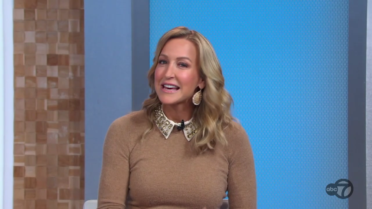 Good Morning America 2021-10-06-0700 (37).png