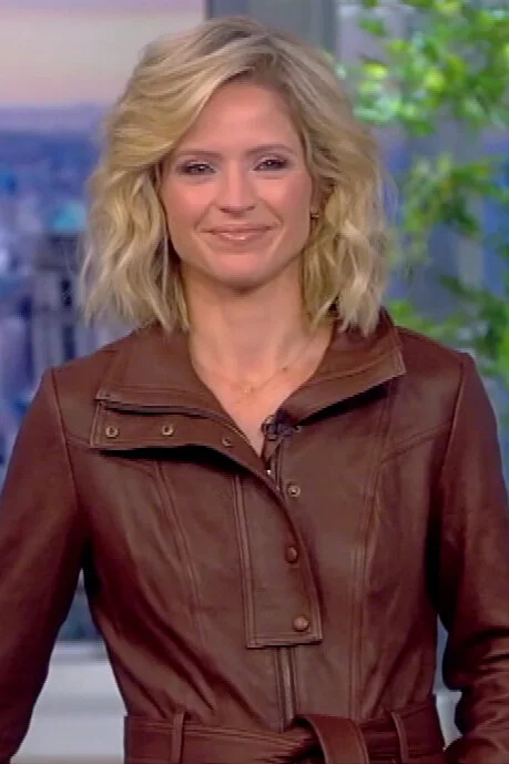 Sara Haines (10/11/2021)