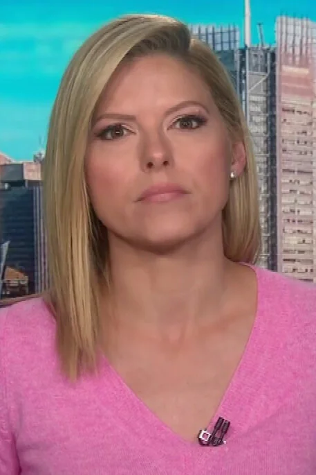 Kate Bolduan (10/12/2021)