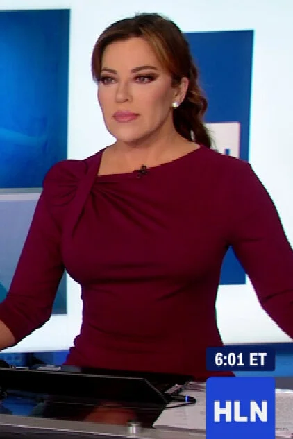 Robin Meade (10/13/2021)