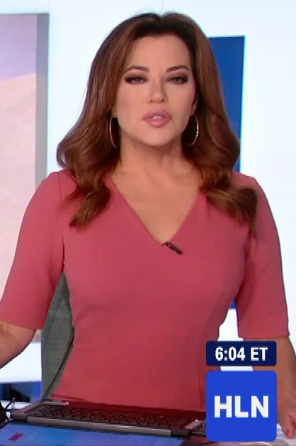 Robin Meade (10/14/2021)