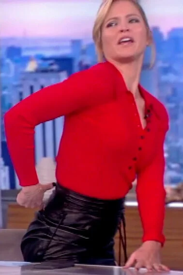 Sara Haines (10/18/2021)