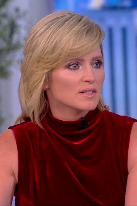 Sara Haines (10/20/2021)