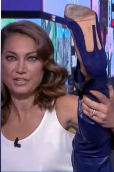 Ginger Zee (10/22/2021)