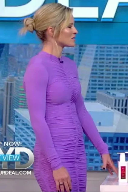 Sara Haines (10/22/2021)