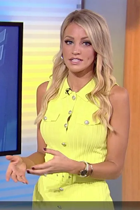 Carley Shimkus (10/27/2021)