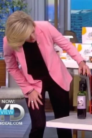 Sara Haines (11/1/2021)