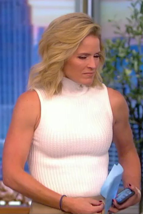 Sara Haines (11/4/2021)