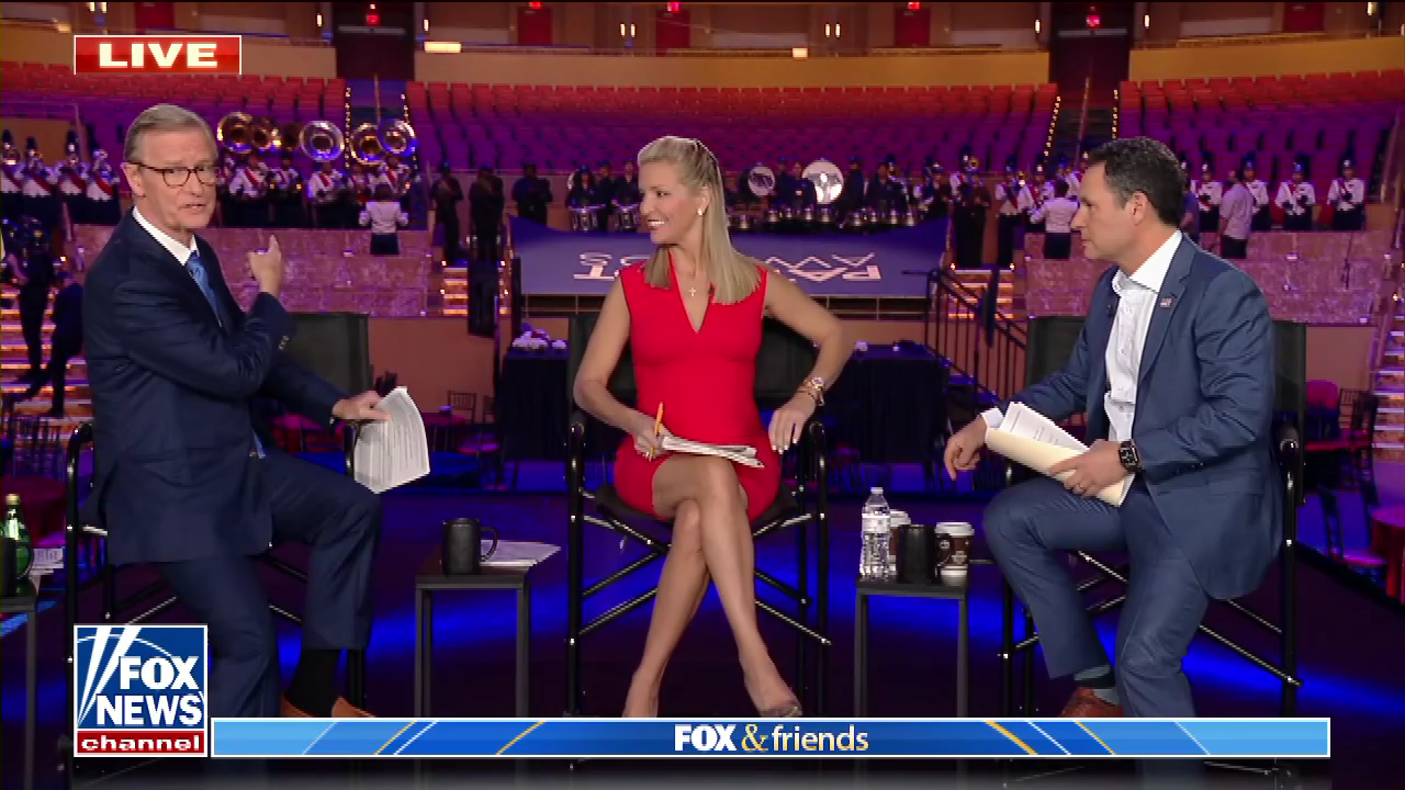 FOX and Friends 2021-11-18-0600 (04).png