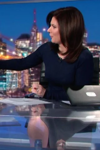 Erin Burnett (11/24/2021)
