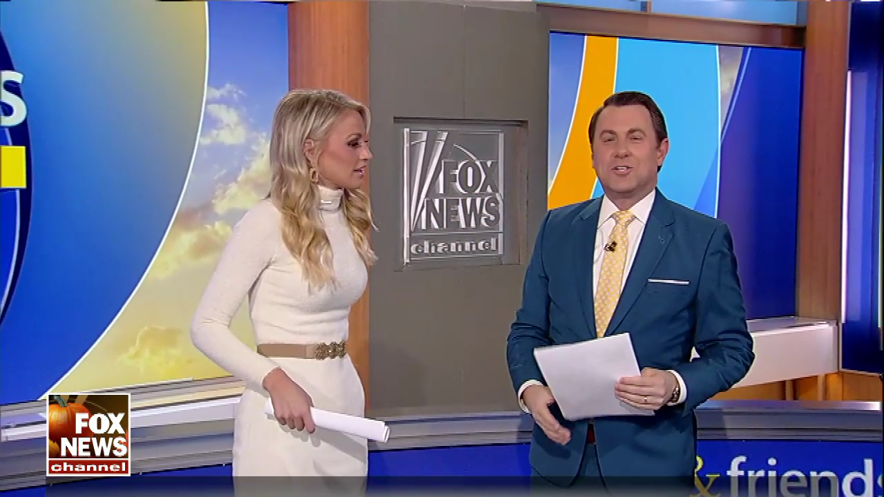 FOX & Friends First 2021-11-25-0400 (07).png