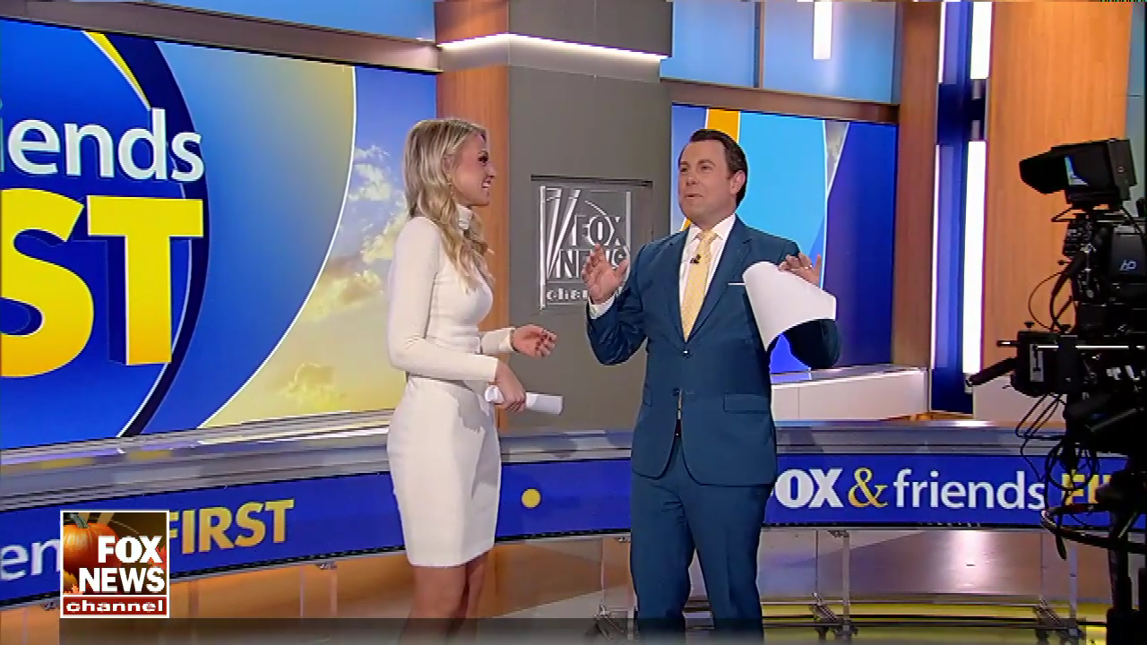 FOX & Friends First 2021-11-25-0400 (04).png